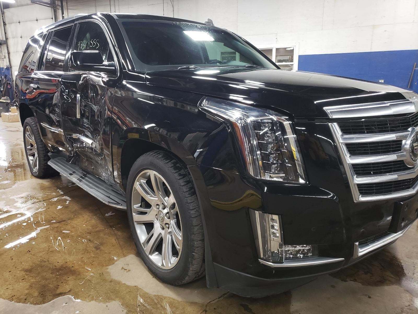 15 ESCALADE Display Screen, Roof Mounted ID# 23464763; Gray