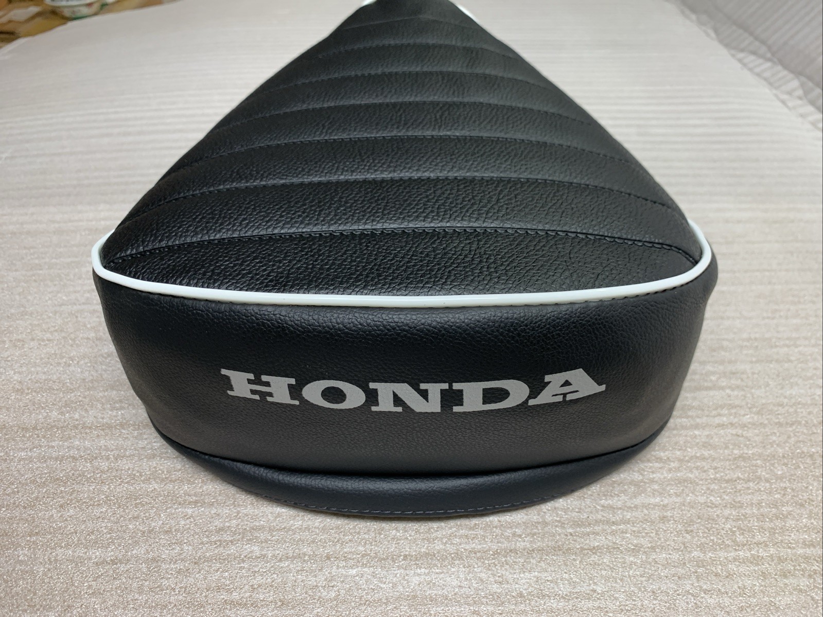 HONDA CT90 SEAT COVER TRAIL 90 1969 TO 1971 MODEL SILVER HONDA LOGO (H*-33)