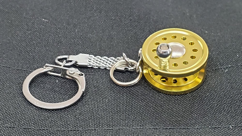 KEY RING MINIATURE FLYFISHING REEL