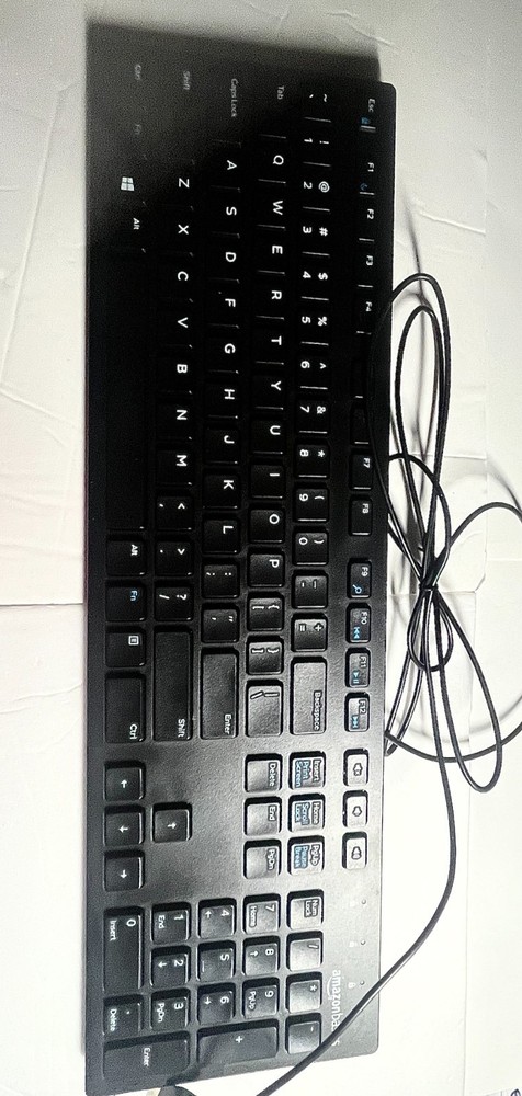 Amazon Basics USB Wired Computer Keyboard (QWERTY) and Mouse Bundle Pack, Black