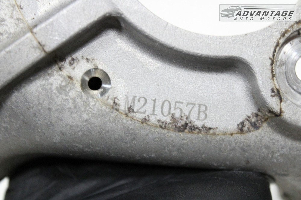 2017-2023 TESLA MODEL 3 AWD FRONT RIGHT SIDE UPPER STRUT MOUNT BRACKET OEM
