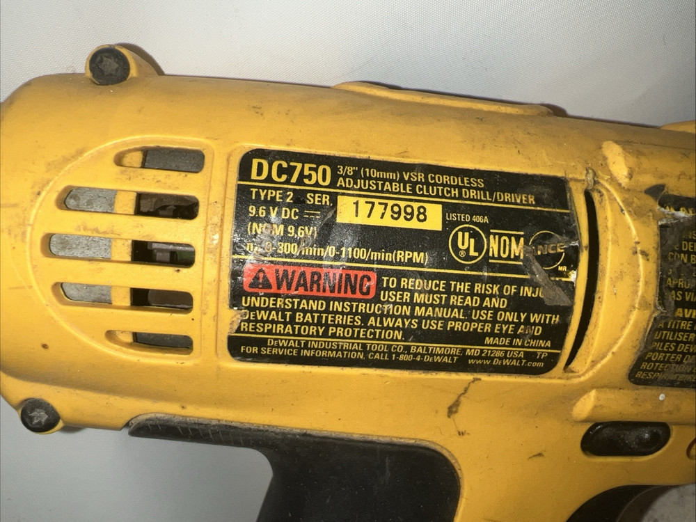 Dewalt DC750 Drill. No Battery. UNTESTED. Free Shipping