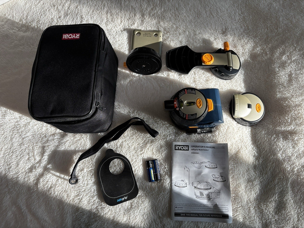 RYOBI AIRGRIP MULTITASKIT LASER LEVEL FALSHLIGHT MULTI TASK KIT  EMM0001