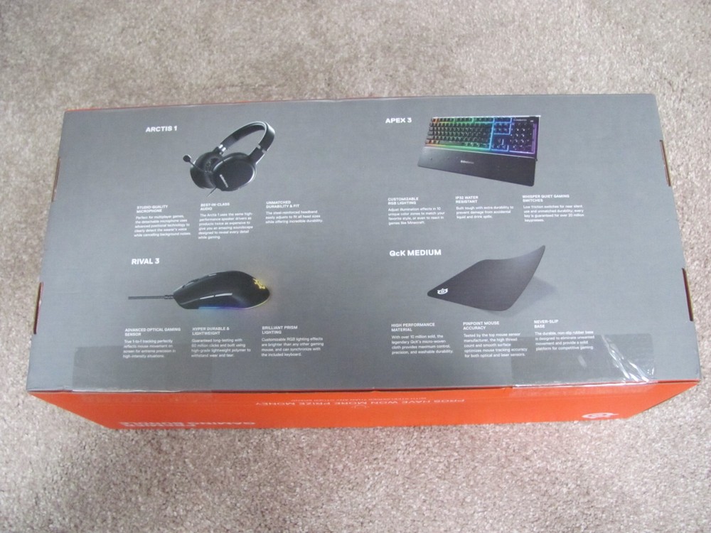 New SteelSeries Premier Gaming Bundle (Headset, Keyboard, Mouse pad & Mouse)