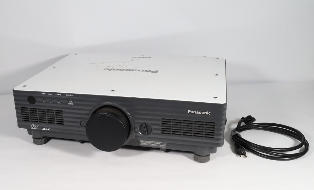 Panasonic PT-D4000 Projector 4000 LUMENS