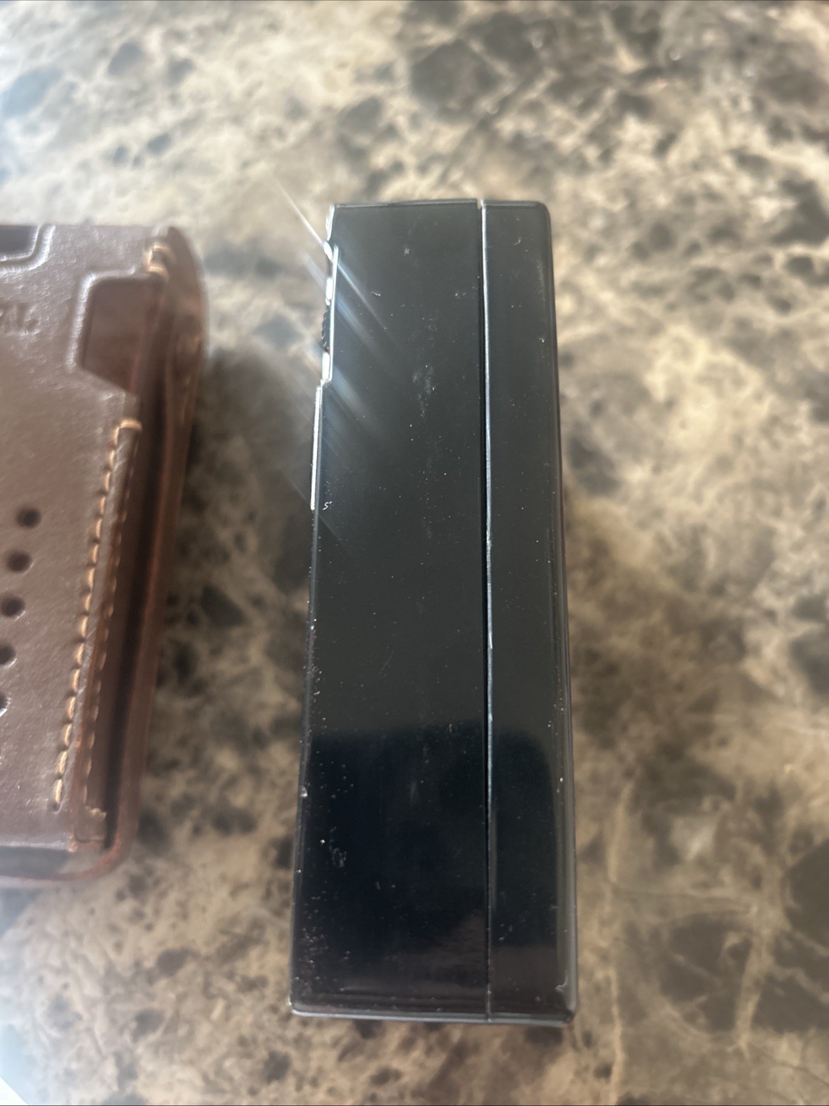 Vintage Continental 6 Transistor Radio Model TR-682 Crack Free (Works)