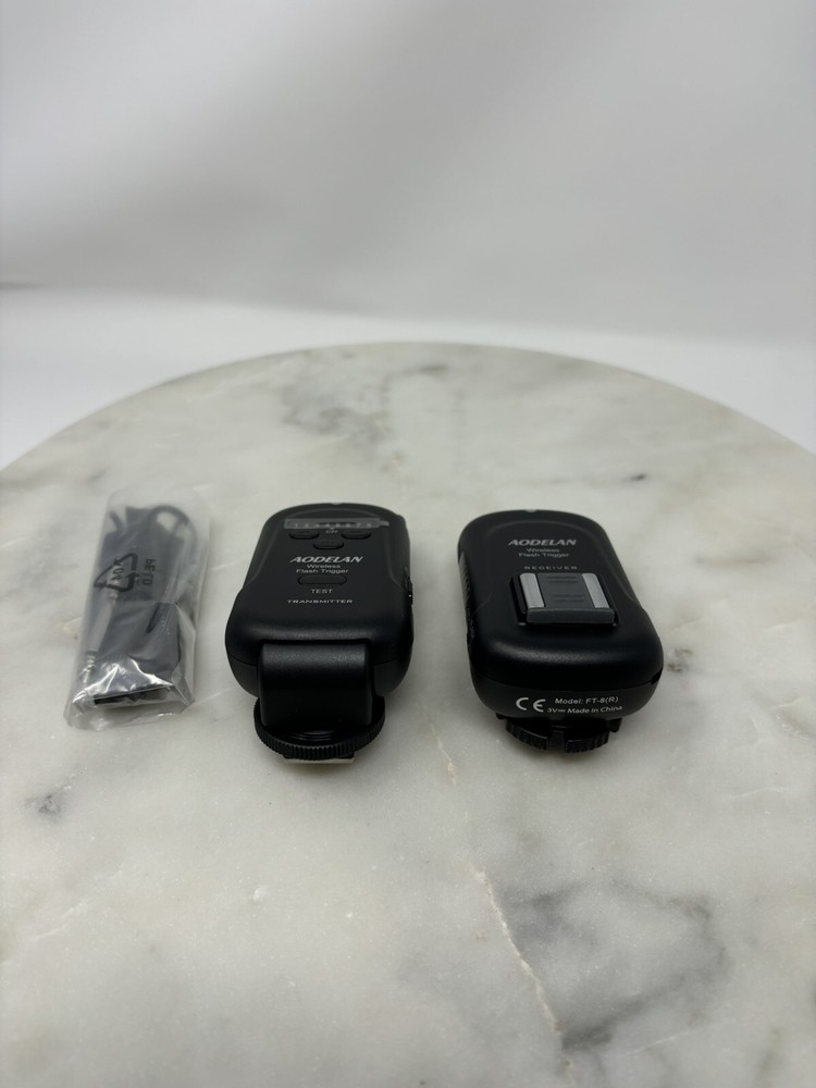 AODELAN FT-8 WIRELESS FLASH TIGGER SET TRANSMITTER & RECEIVER