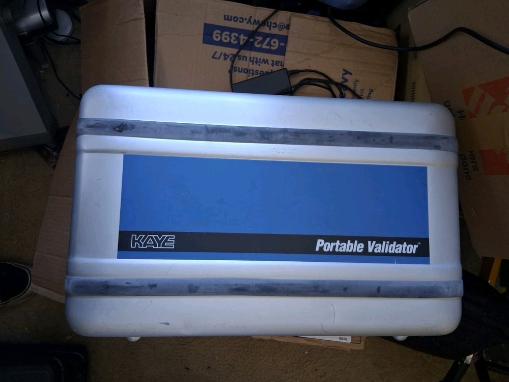 Kaye Portable Validator Portable Briefcase Thermal Validator unit. (Untested)