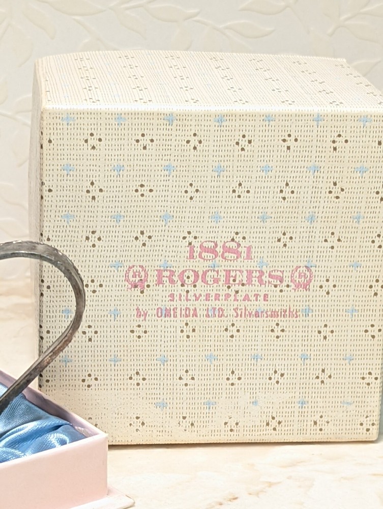 Rogers 1881 Silverplate Infant Baby Cup Original Box No Engraved