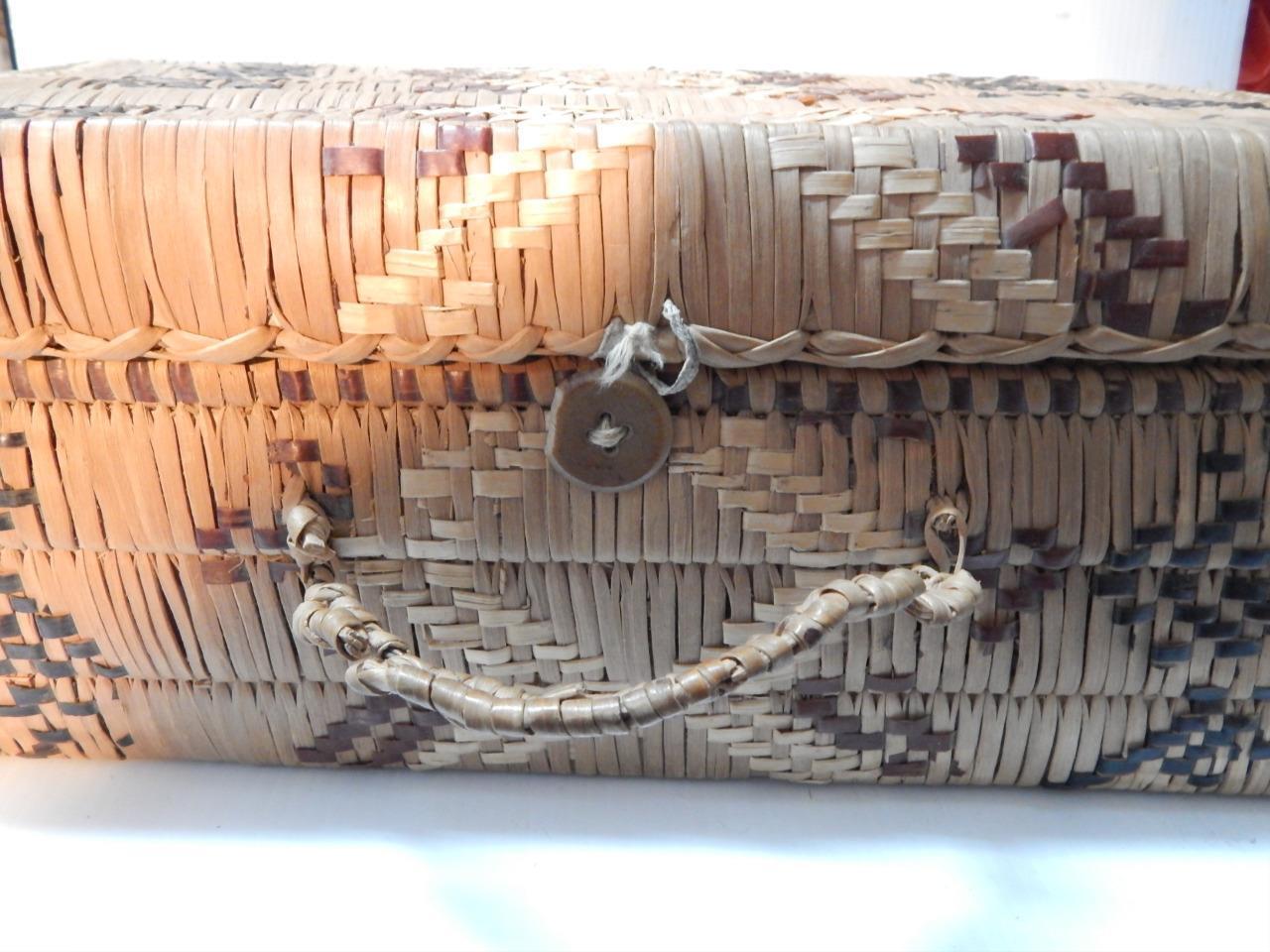 IMPRESSIVE ANTIQUE / VINTAGE LILLOOET CANADIAN SALISH IMBRICATED TRUNK BASKET