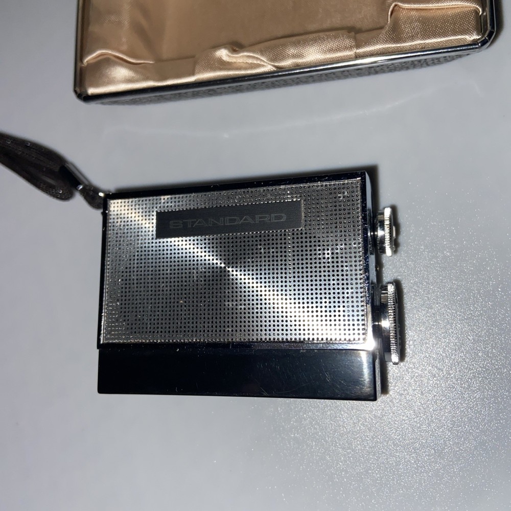 Vtg STANDARD Micronic Ruby SR-H436 Micro TRANSISTOR Radio Untested In Case