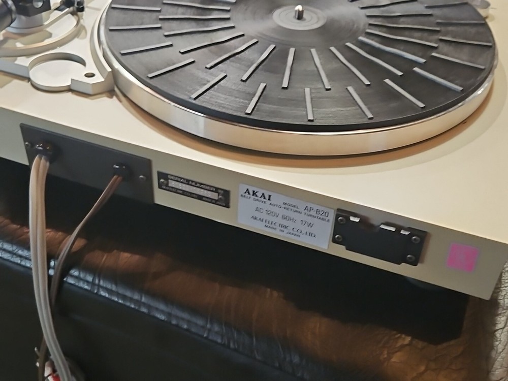 **READ & REVIEW** AKAI AP-B20 Auto-Return Turntable & User Manual