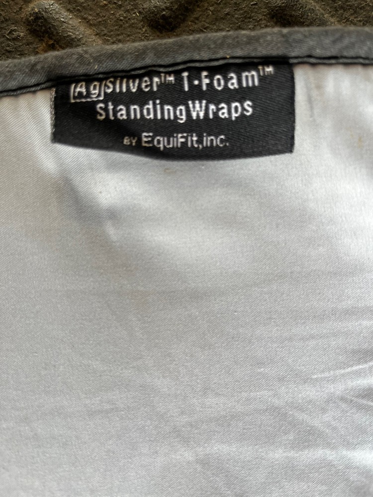 Equifit AgSilver 'T-Foam' Standing Wraps in Grey - 16”