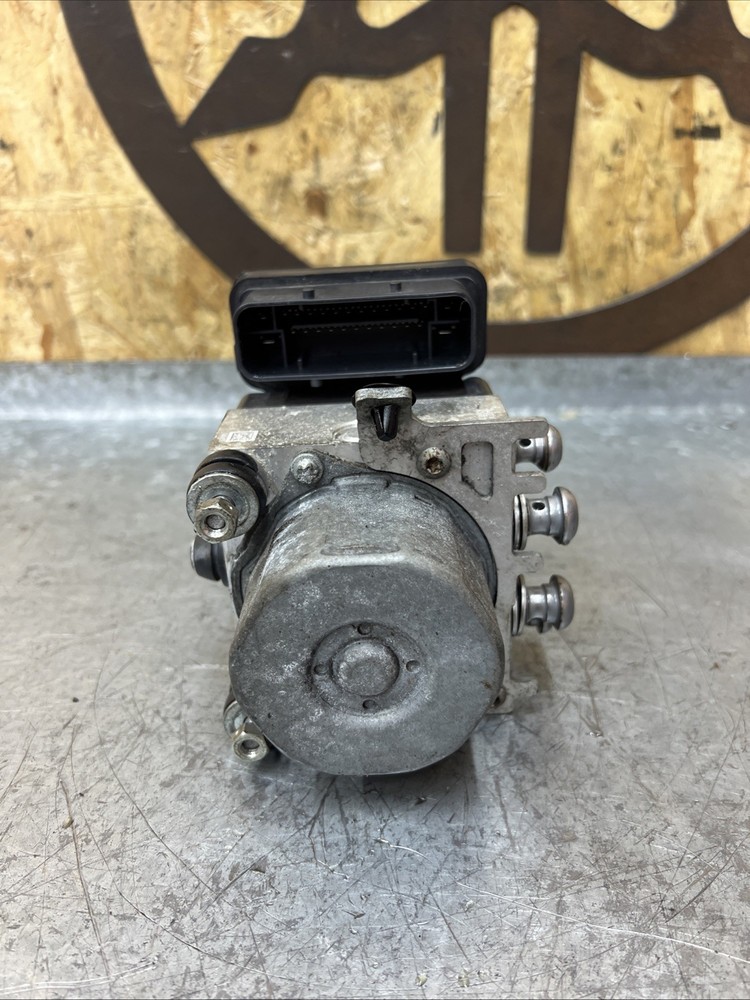 BMW S1000RR 2010 ABS Pump Module OEM Genuine Mint