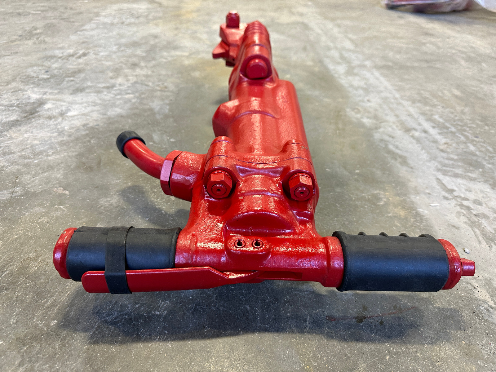 60 Pound Concrete Breaker - Air Jack Hammer 1 1/6 x 6 shank IMT MC1230 - New