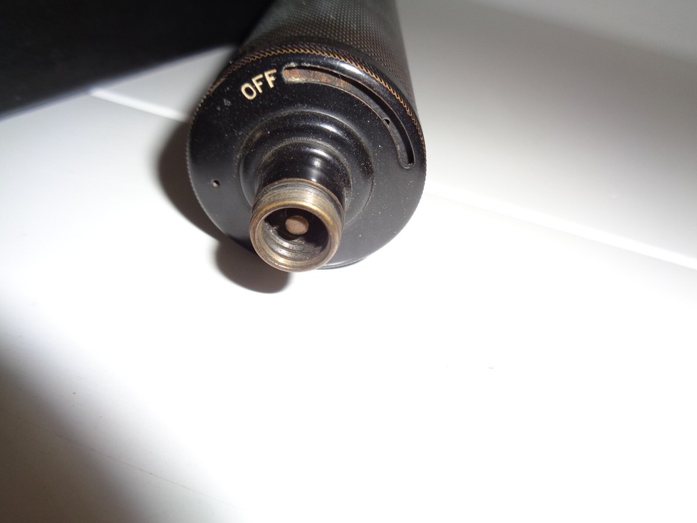 Vintage Dr. Zeng Eye Optometer? in Case