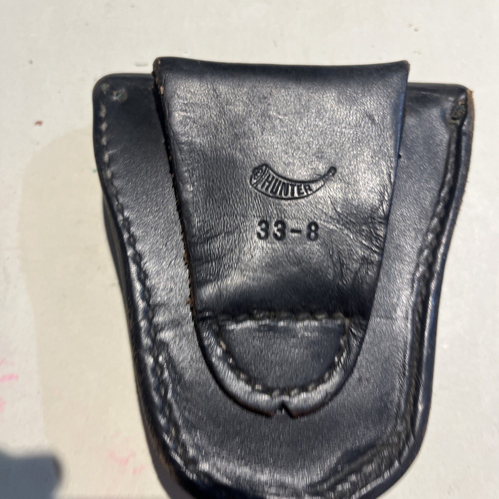 Hunter Leather Police Handcuff Case Black 33-8
