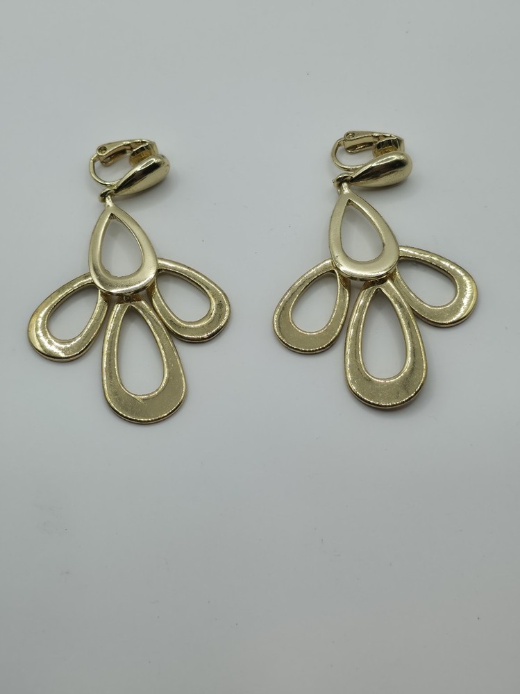 Statement Goldtone Clip-on Earrings Bold Teardrop Design 2"