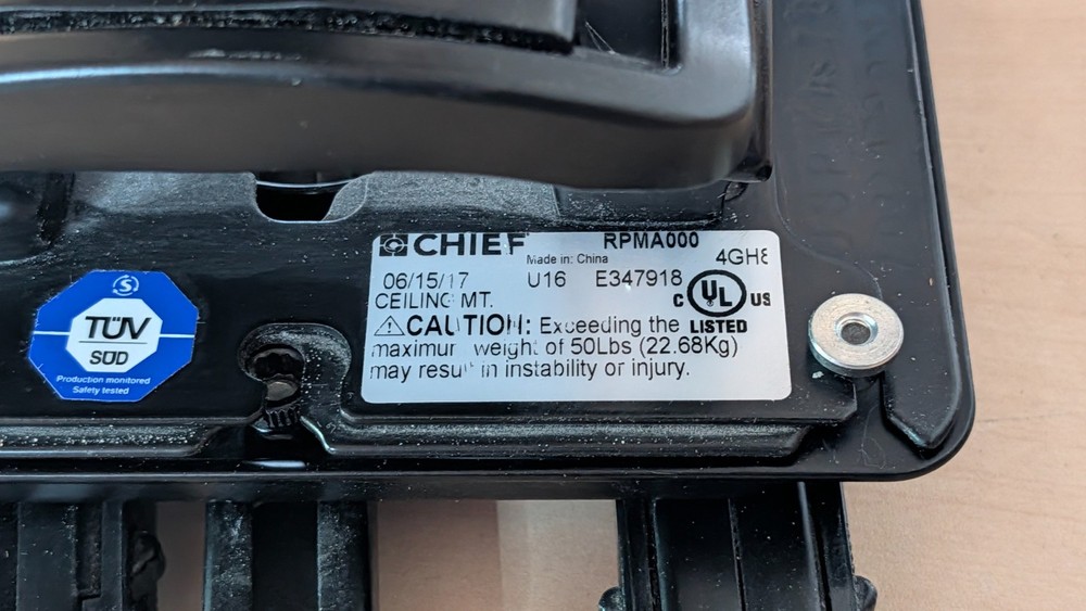 Chief Manufacturing RPMA000 Projector Mount