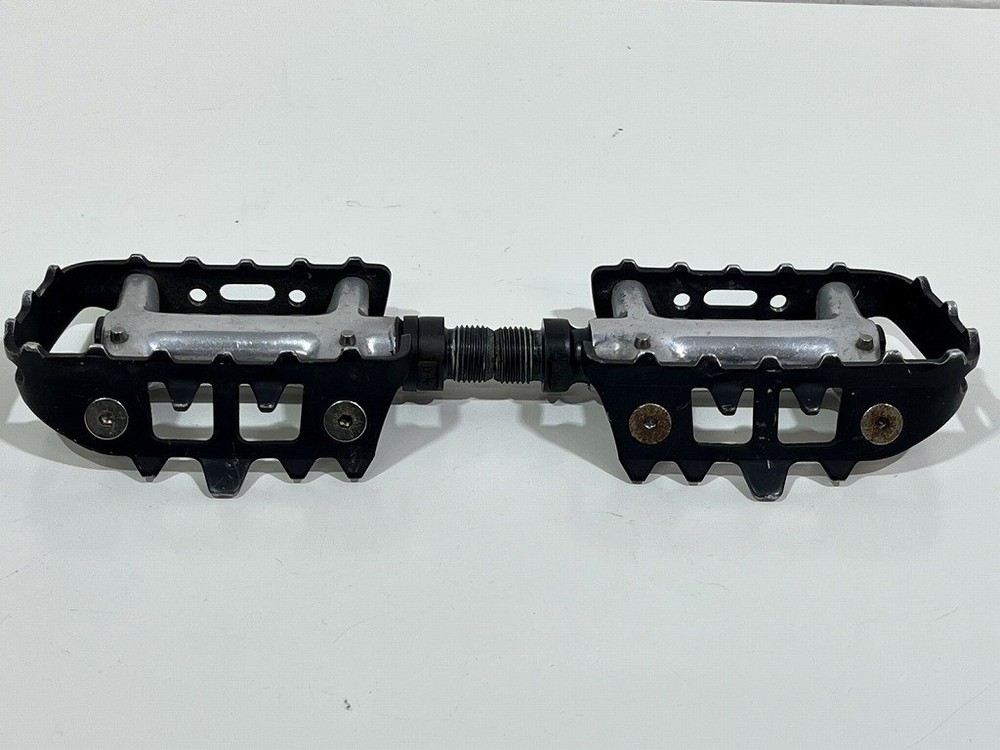 SHIMANO PD-M735 DEORE XT Flat pedals