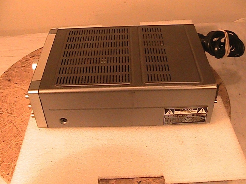 Denon UDRA-M10 bookshelf stereo