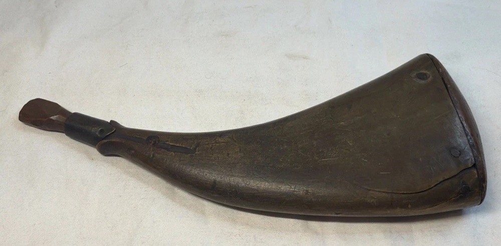 Antique Rifle Powder Horn Flask