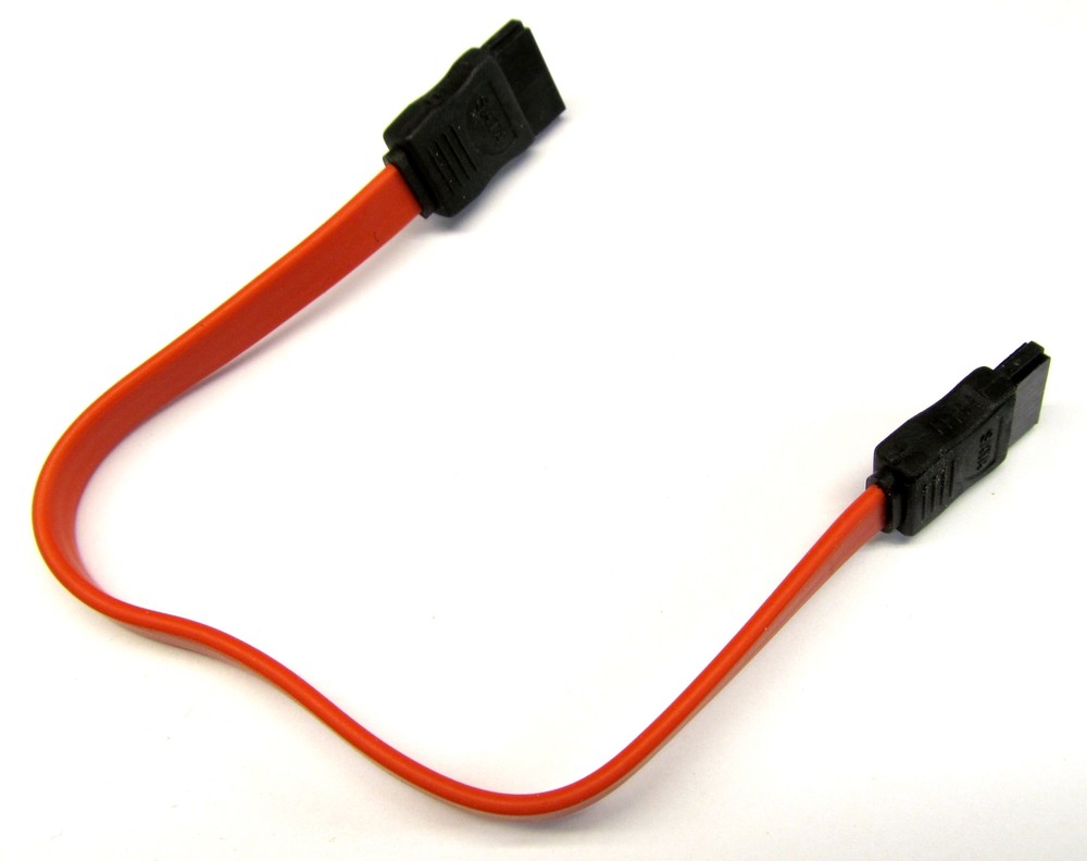 2 SATA Computer / Drive Data Cables, Straight/Straight, 7 conductor, 7 inch