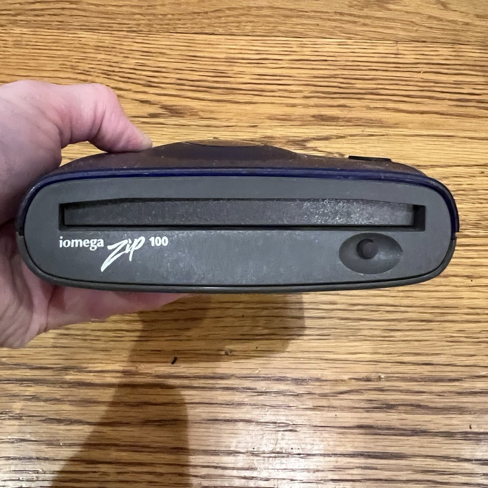 iomega USB Powered Zip Drive (Model: Zip100) - NO CABLE