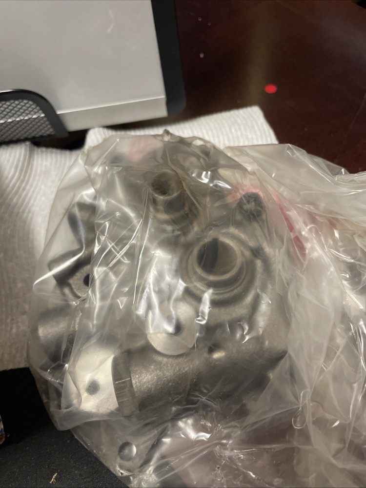 Engine Oil Pump-Stock Melling M122