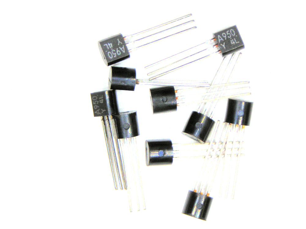 2SA950 "Original" Toshiba Transistor 2 pcs