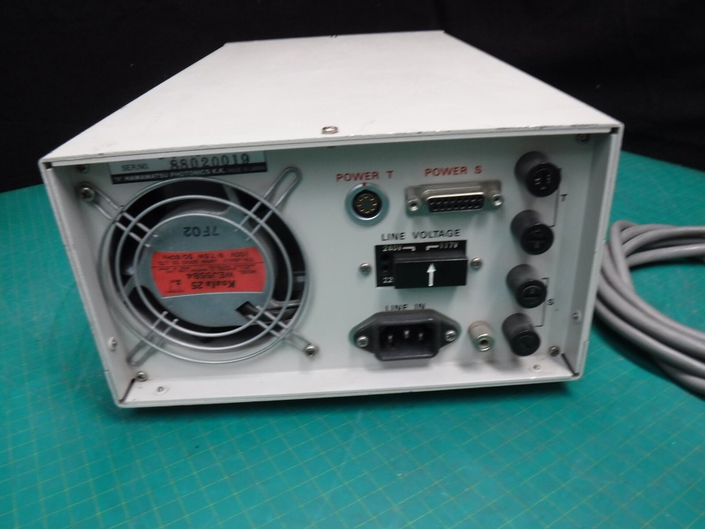 HAMAMATSU C3140 CAMERA Power supply with cable