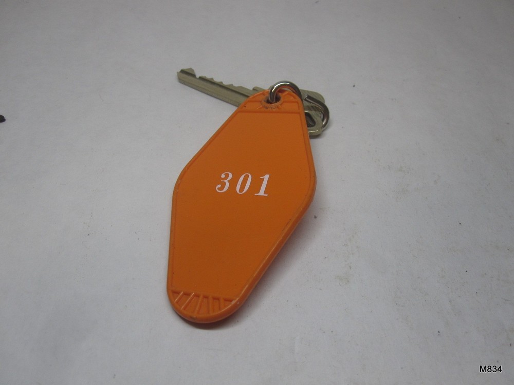 Single La Quinta Motor Inn Key # 301