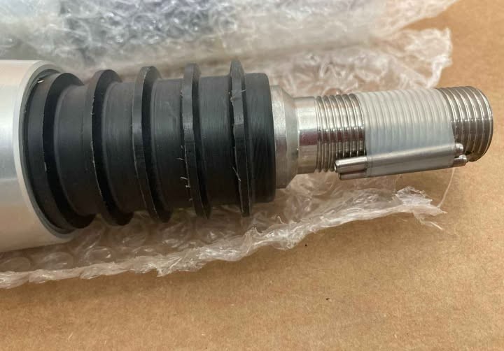 2 Navtec Rigging Insulator