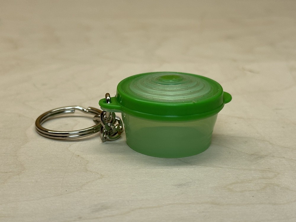Vintage Tupperware Stuffables Bowl Keychain. Green. GUC