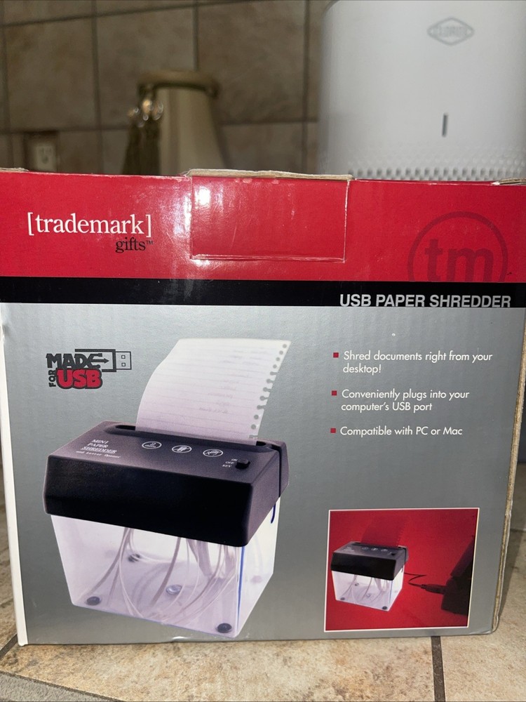 USB Mini Desktop Shredder