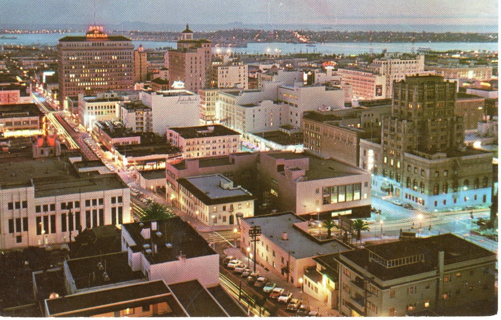 DOWNTOWN SAN DIEGO, CA - PC6336