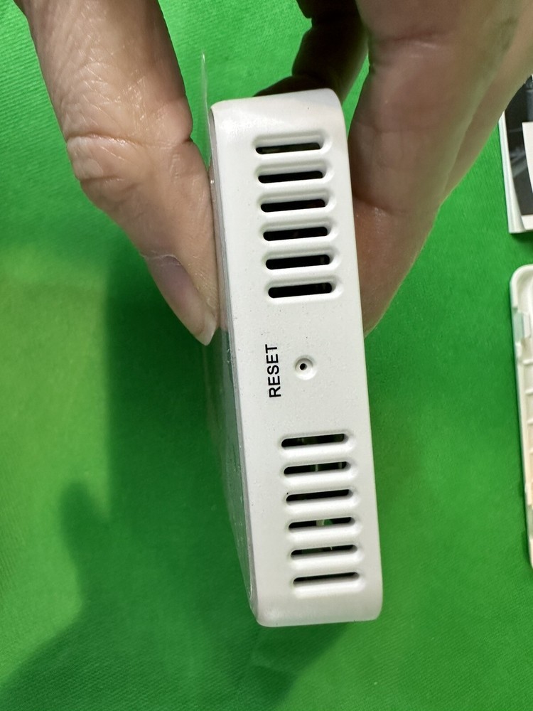 Bosch Connected Control BCC50 Wi-Fi Thermostat Open