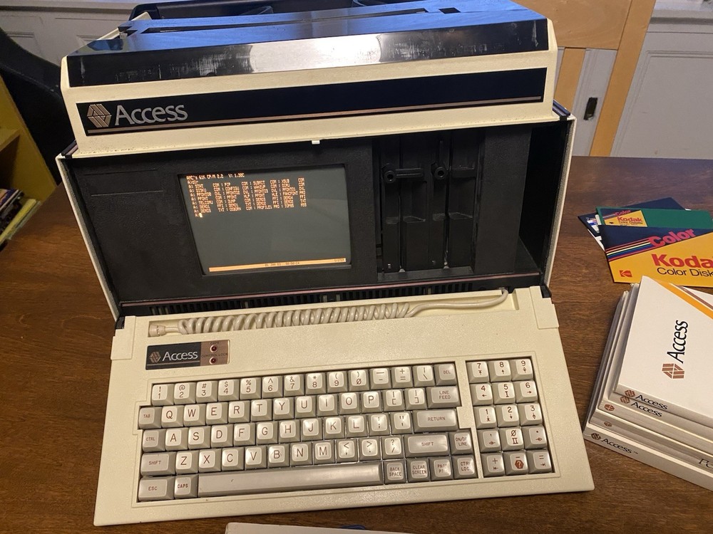 Rare Access Matrix CP/M Portable Vintage Computer from 1983 w System Software