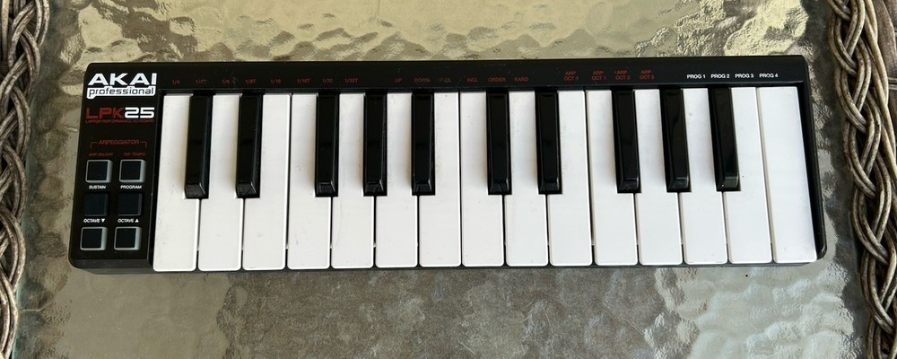 AKAI Professional LPK25 Laptop USB Performance Controller Keyboard