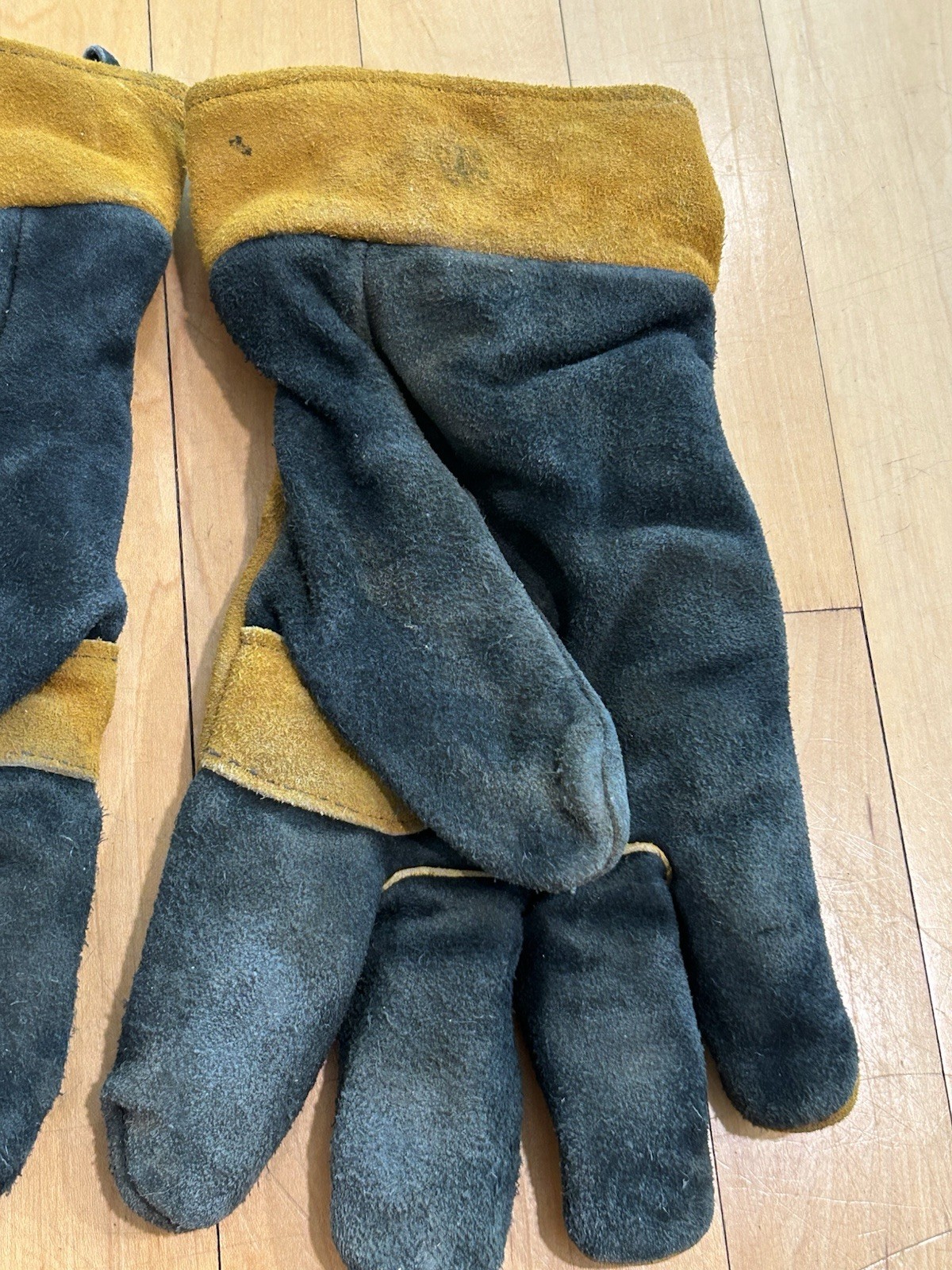 FireFighter + Brand The Glove Corp. Manufactured Firefighter Gloves Size XL-NICE