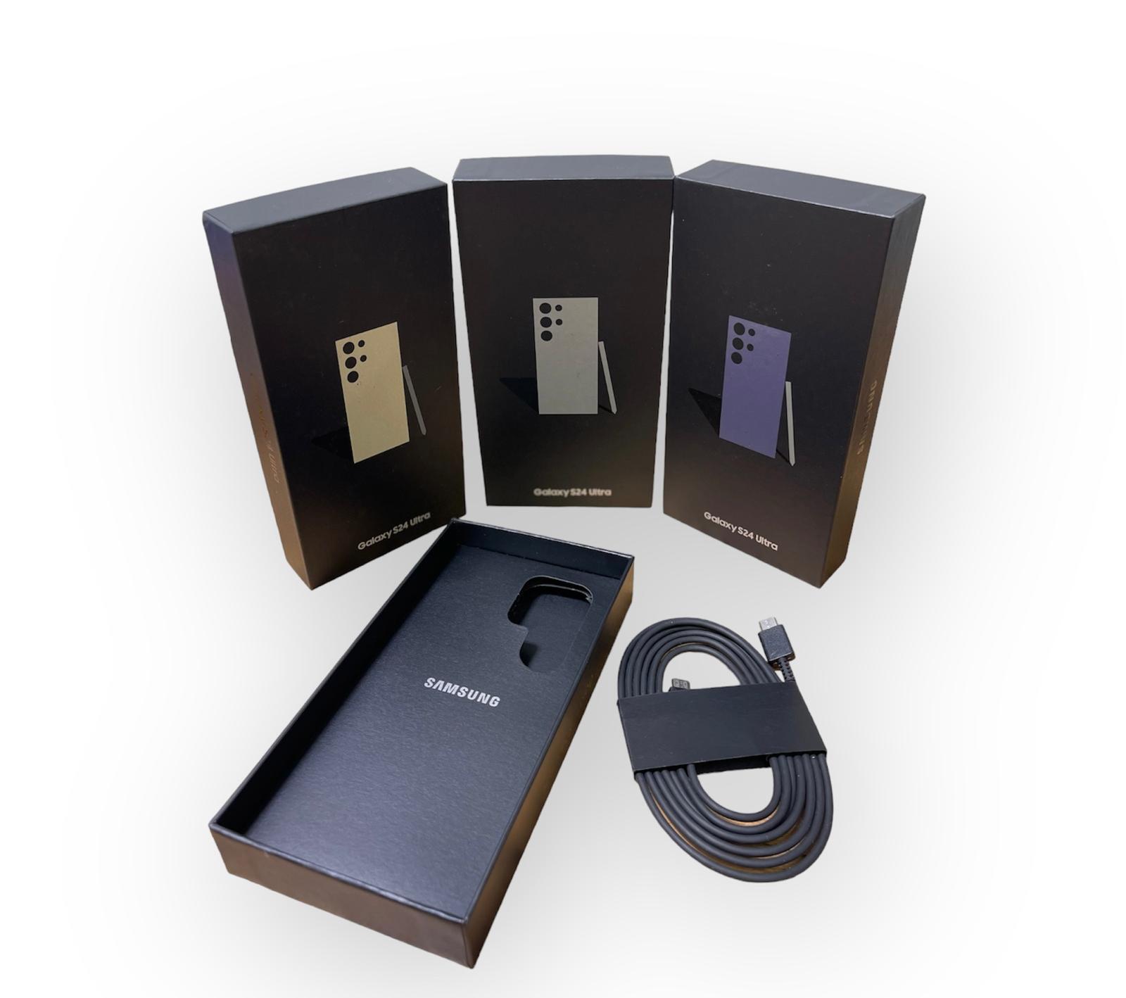 Samsung Galaxy S24 S24 Ultra Box with OEM USB-C Cable