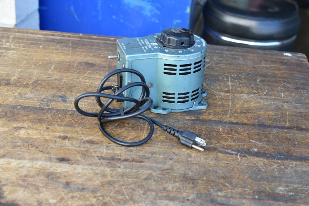 3PN1010B Staco VARIAC Variable speed Transformer
