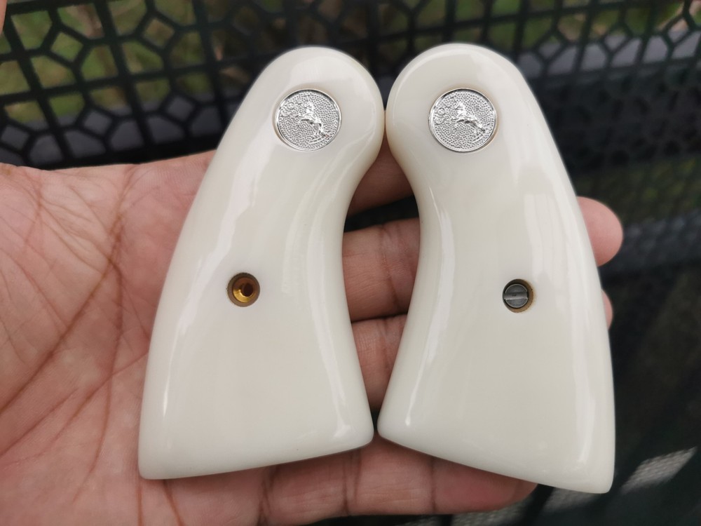 FAUX IVORY GRIPS FOR COLT PYTHON I, E FRAME & OFFICIAL POLICE NICE # Silver Med