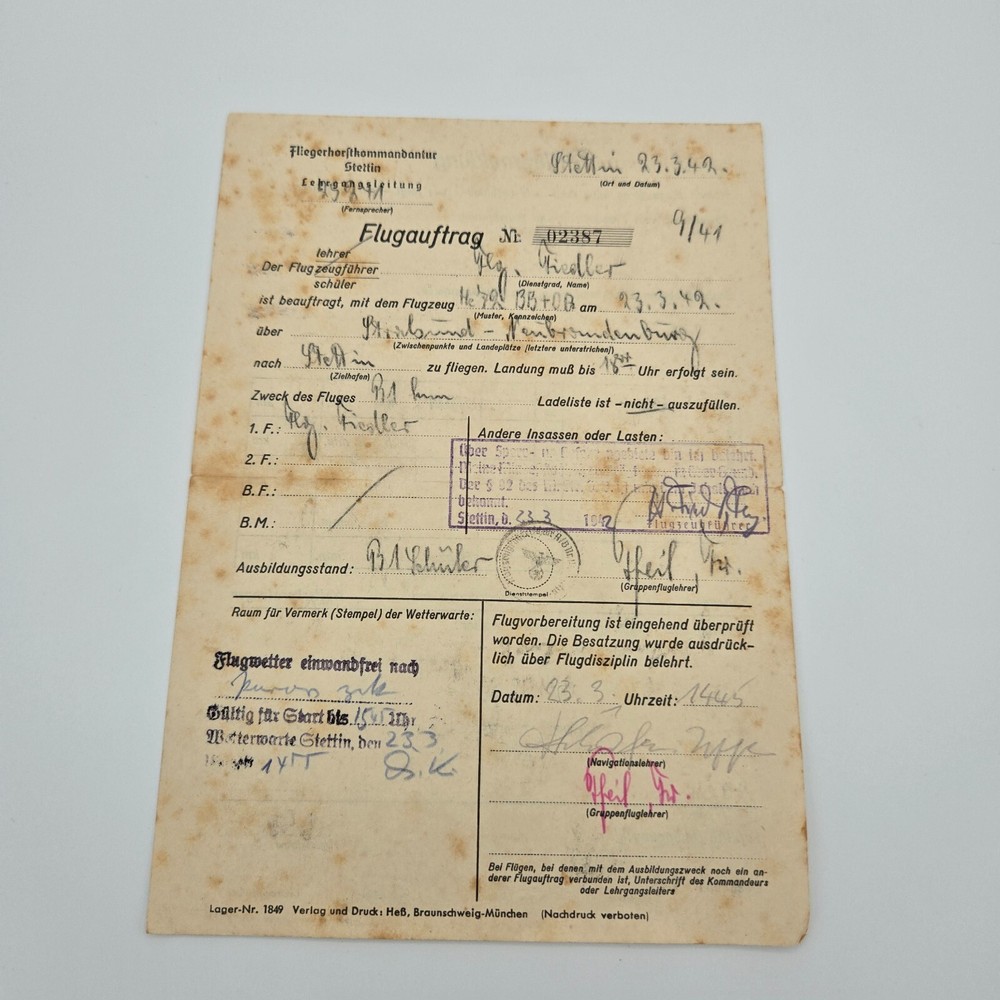 Original WW2 WWII German Luftwaffe pilot flight plan document airport aircraft