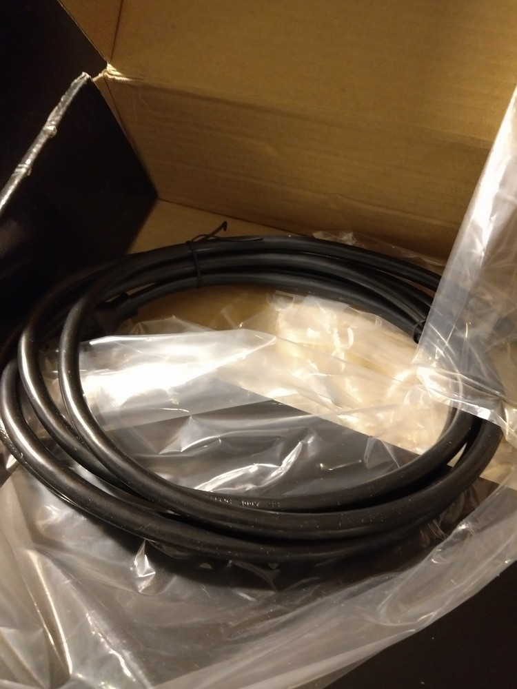 Furman PL-PLUS DMC Power Conditioner With Voltmeter/Ammeter