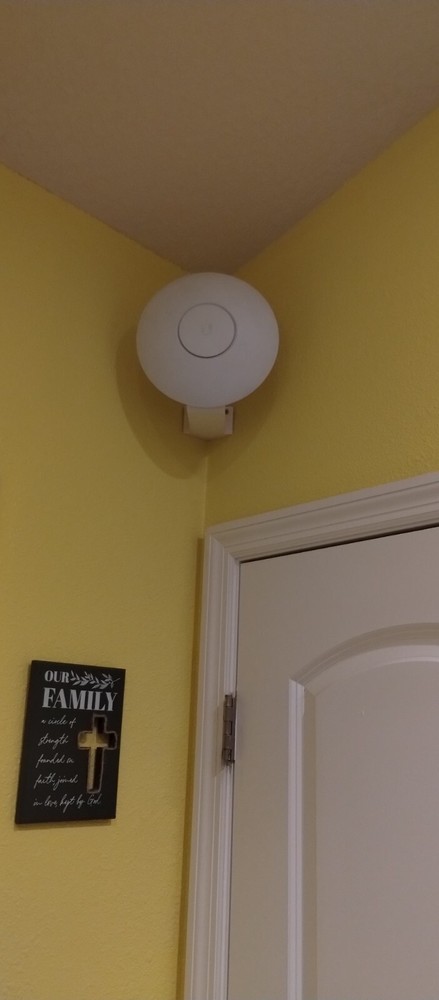 Access Point inside corner mount facing front view