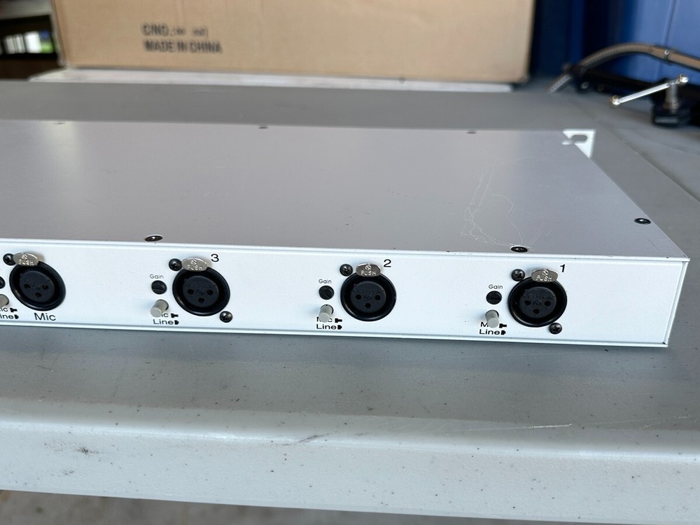 Aphex 4 channel input Mixer w/ Aural Exciter & Limiter - Intelix / RACK MOUNT