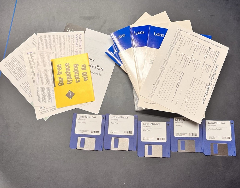 Lotus 123 Spreadsheet Software DOS Version 2.4 Vintage 1991 Opened