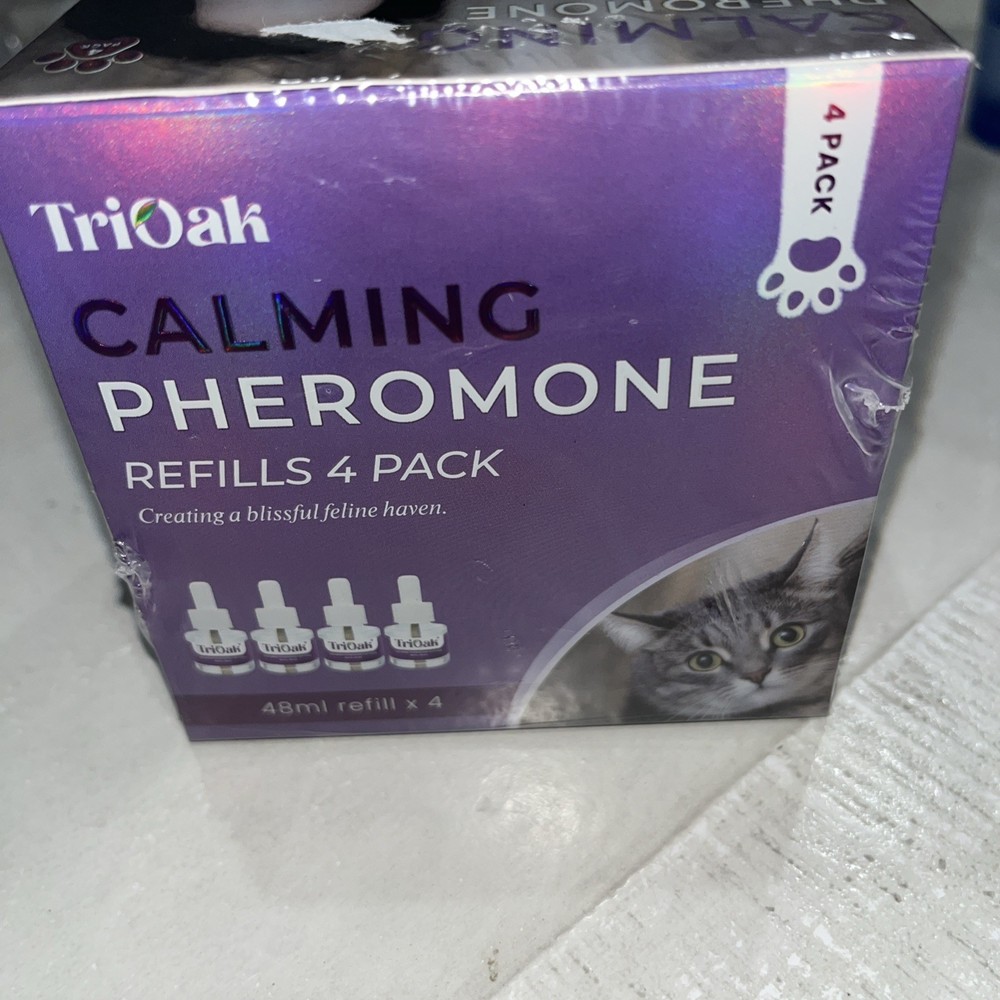 Tri-Oak Calming Pheromone For Cats 4 Diffuser Refills NEW/SEALED