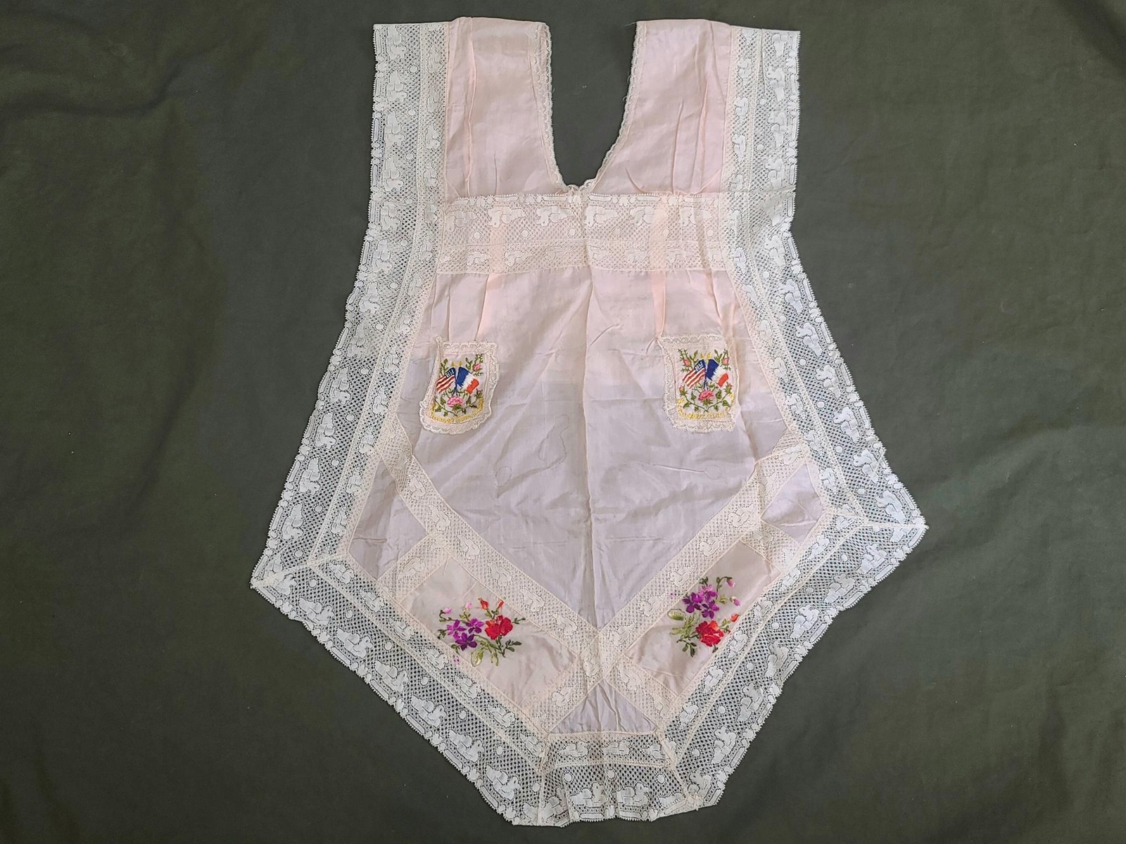 WWI Souvenir of France Silk Apron Allies Liberation Sweetheart Lace Duck Vintage